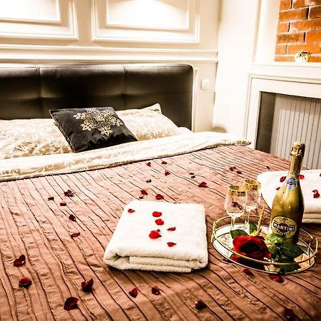 Luxury Jacuzzi Apartment Krakow Ngoại thất bức ảnh