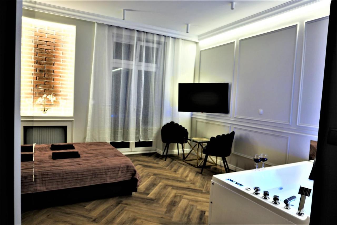Luxury Jacuzzi Apartment Krakow Ngoại thất bức ảnh