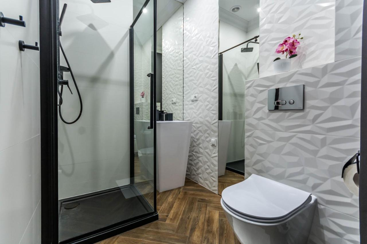Luxury Jacuzzi Apartment Krakow Ngoại thất bức ảnh