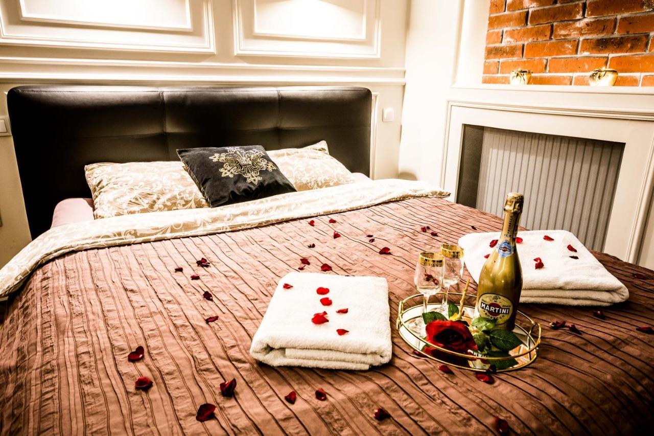 Luxury Jacuzzi Apartment Krakow Ngoại thất bức ảnh